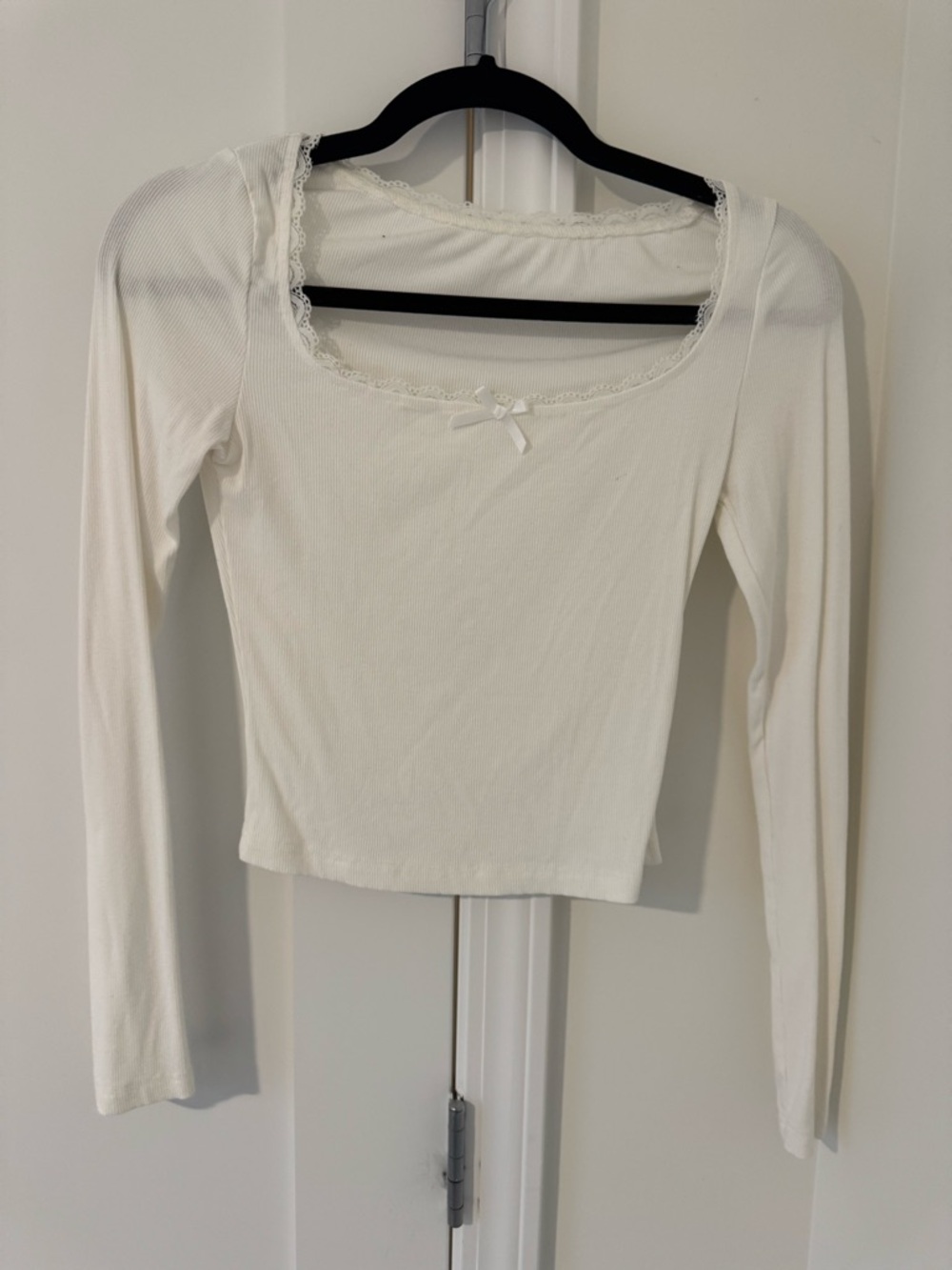 Classic Lace-Trim Long Sleeve Top - Cream